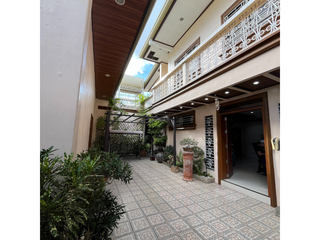 FOR LEASE: 5-Bedroom Single-Family House in San Lorenzo, Makati City