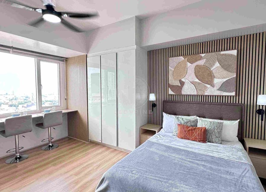 Studio Unit for Sale at 4.8M in Calyx Residences, CBP, 5mins walk to ...
