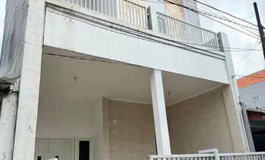 Rumah Rungkut Mapan FULL BANGUNAN