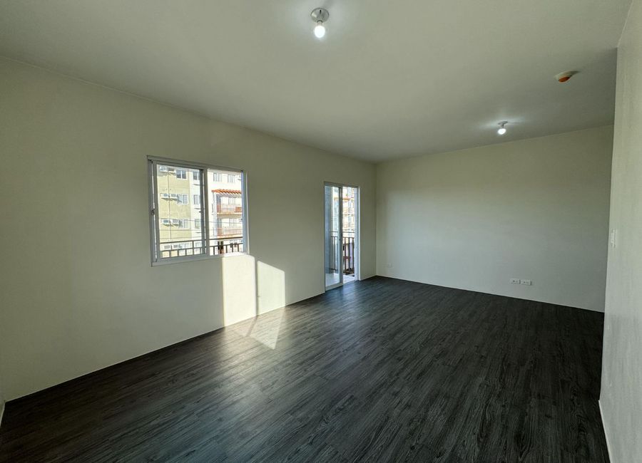 Evoliving Parkway, Canlubang, Calamba, Laguna image 3
