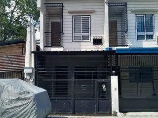 Townhouse For Sale Pamplona Tres Las Pinas