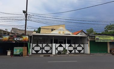 Rumah +Kos2 Jl Ry Kutisari Selatan Super Strategis