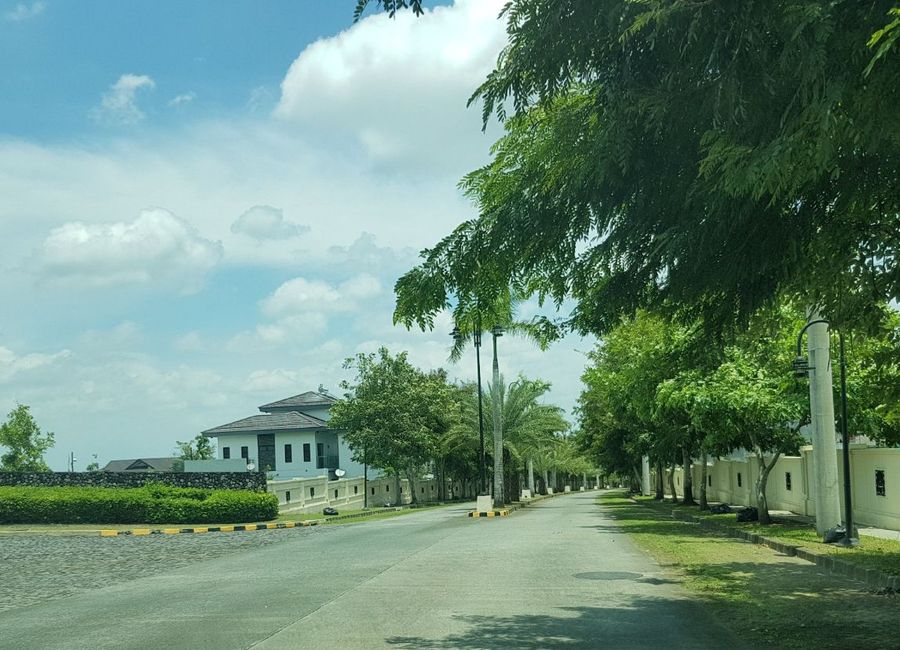 Nuvali Boulevard, Santo Domingo, Santa Rosa, Laguna image 2