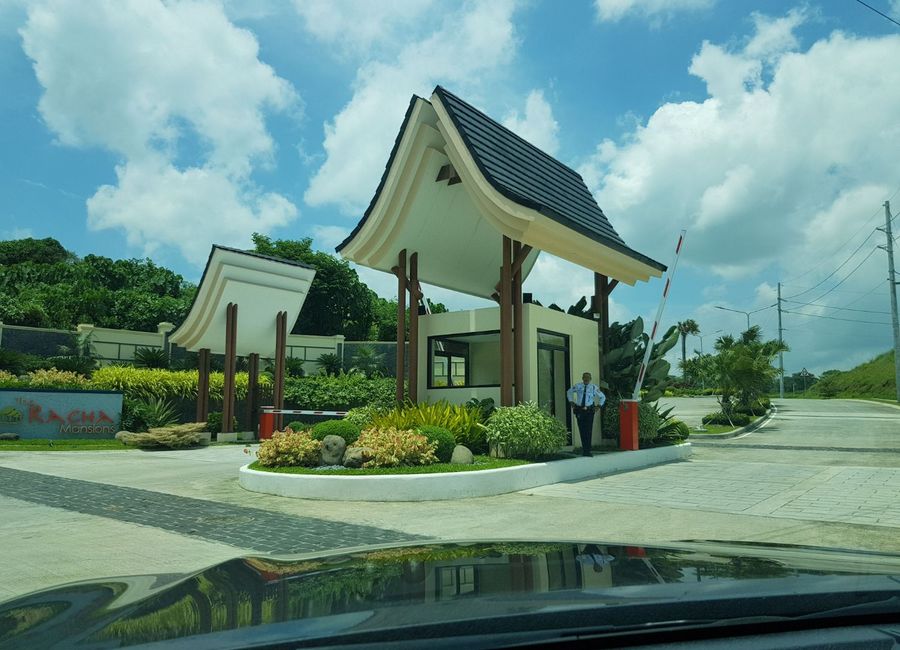 Nuvali Boulevard, Santo Domingo, Santa Rosa, Laguna