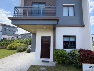 3BR House and Lot for Sale in Sentrina Alaminos – AVINA Model