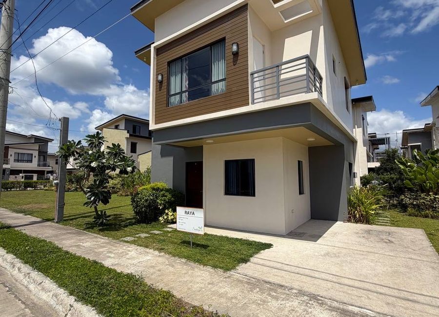 Sentrina Alaminos, San Benito, Alaminos, Laguna image 2