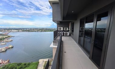 Mandani Bay Suites Tower 2 3BR Penthouse 131sqm Parking Maids Mandaue