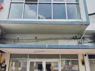 DI JUAL MURAH RUKO SIAP PAKAI 3 LANTAI RUKO GADGET PARAMOUNT di Gading Serpong