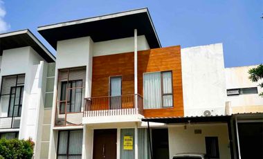 DI JUAL CEPAT RUMAH LUAS DUA FASAD CLUSTER DIVENA AVANI DI BSD CITY