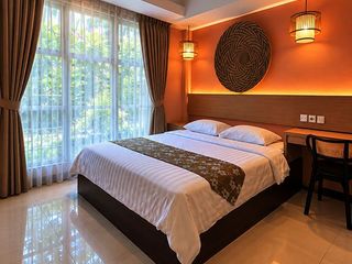 AMR-093.SRC | For Monthly Rent – 2-Bedrooms Suite Apartment in Legian Kuta