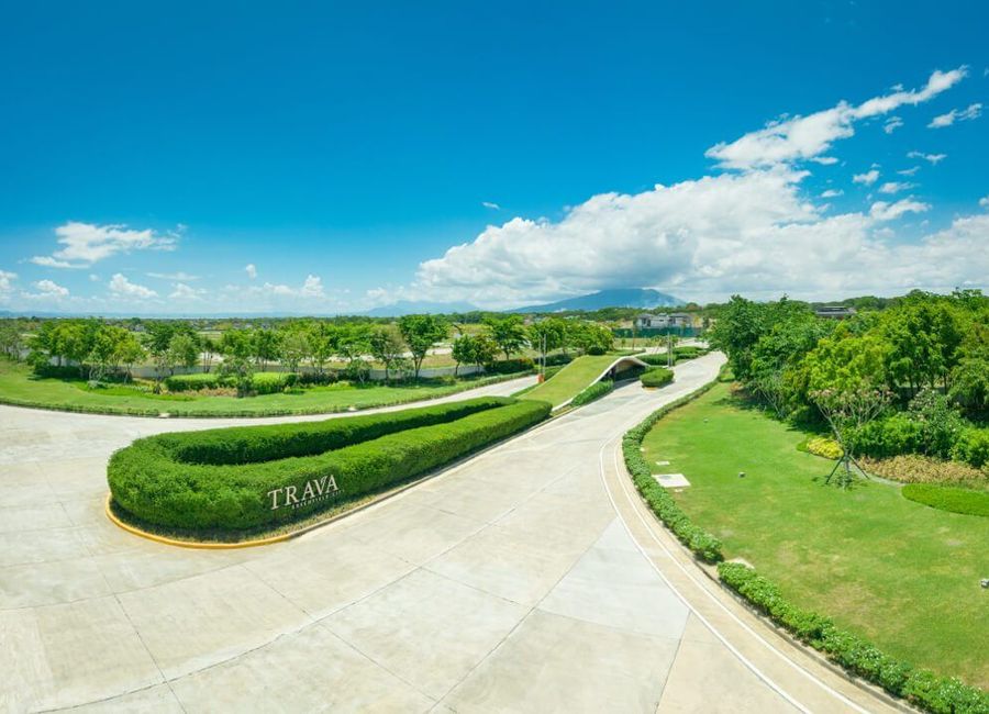 Trava, Malitlit, Santa Rosa, Laguna image 2