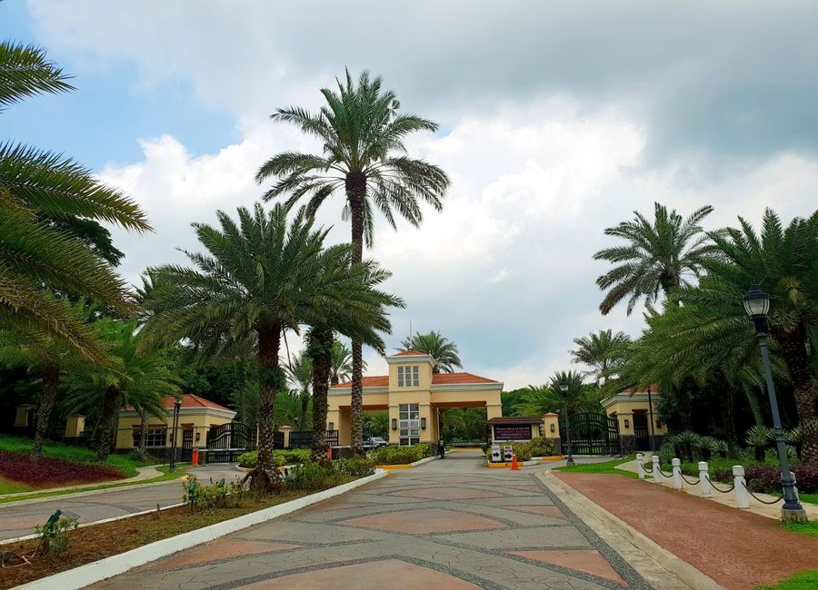 Lanzones Drive, Ayala Westgrove Heights, Inchican, Silang, Cavite
