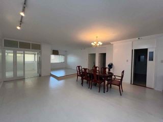FOR SALE: 1BR with Converted Den at The Makati Tuscany, Ayala Avenue, Makati