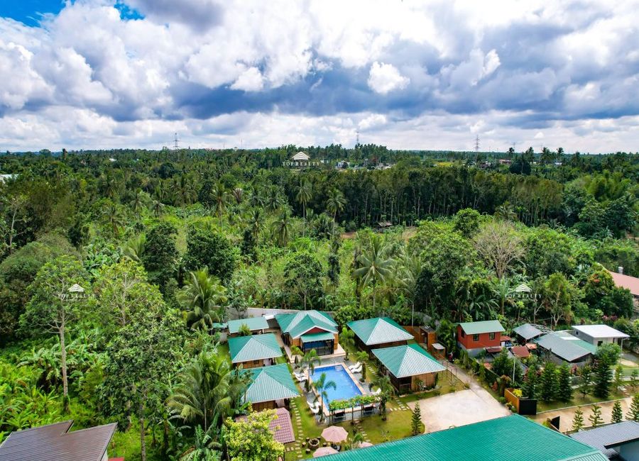 Amadeo-Indang Road, Halang, Amadeo, Cavite