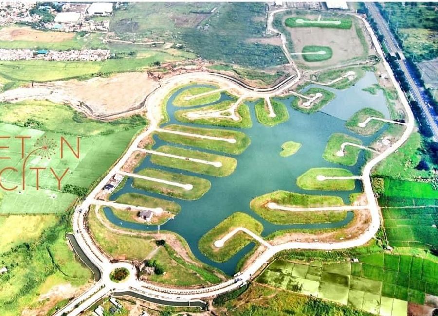 South Lake Village, Malitlit, Santa Rosa, Laguna image 2
