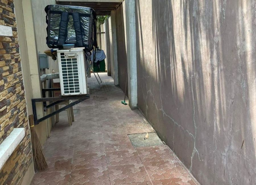 Christian Dior Street, Bloomingdale Homes, Angono, Rizal image 3