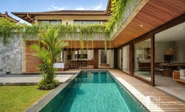 FREEHOLD | MODERN VILLA WITH SHOPFRONT IN CENTRAL CANGGU