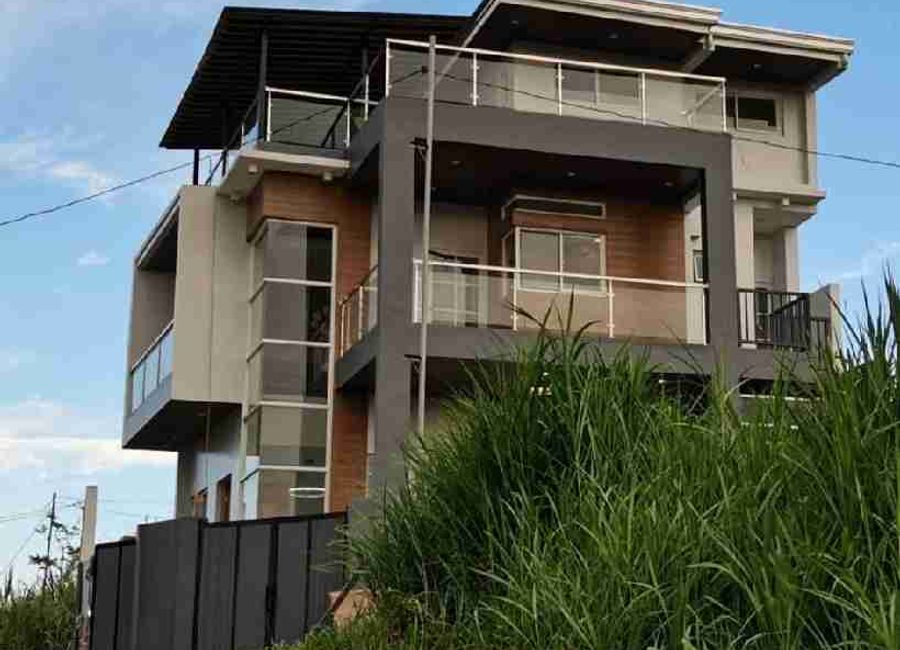 Gabriel Heights, Patutong Malaki South, Tagaytay, Cavite image 3