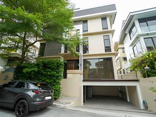 House for Rent 4 Bedroom 4BR in Taguig City at McKinley Hill Village