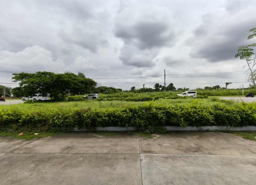 Greenfield Parkway, Malitlit, Santa Rosa, Laguna image 3