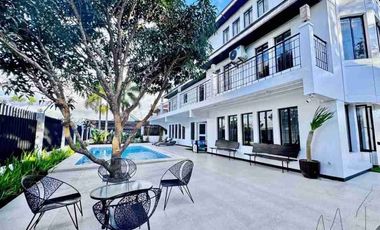 American-Style House & Lot in Tagaytay City for sale
