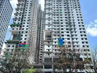 Commercial for retails space for sale along quezon Avenue