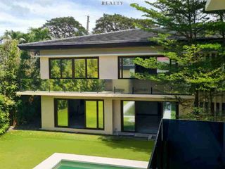 FOR SALE / RENT 6BR Spacious Modern House in Ayala Alabang