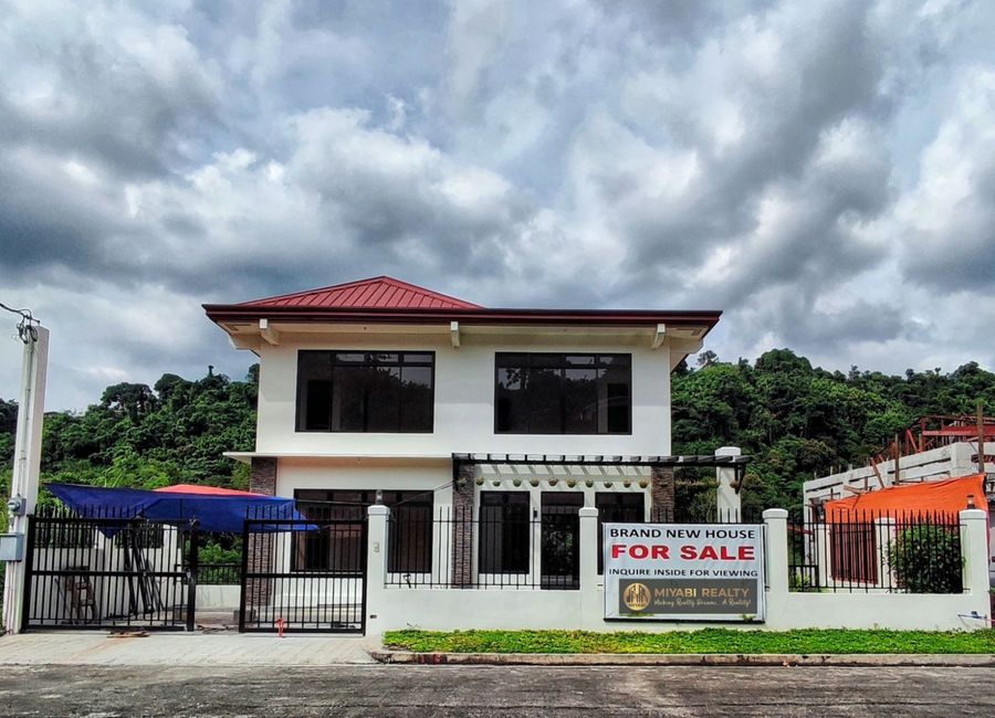 Blue Ash, Lower Tulakin, Bagong Nayon, Antipolo, Rizal