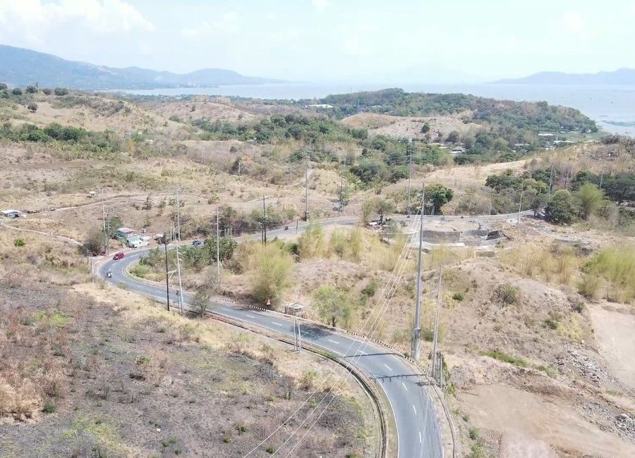 Manila East Road, Halayhayin, Pililla, Rizal