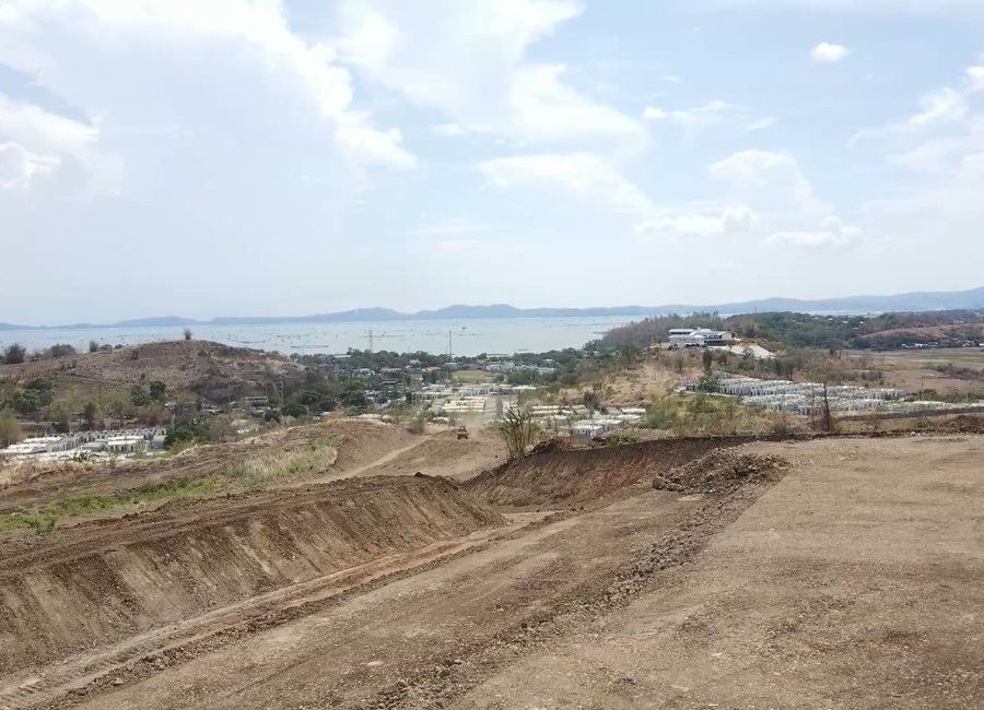 Manila East Road, Halayhayin, Pililla, Rizal image 2