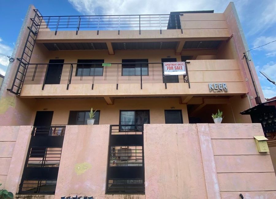 Gateway Avenue, Soro-Soro, Biñan, Laguna