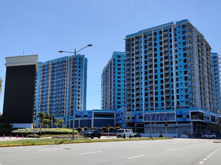 For Sale: Studio Condo Unit in Parañaque City at Bayshore Residential Resort 2