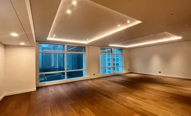 ONE ROXAS TRIANGLE 3 BEDROOM MANILA UNIT