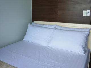1 Bedroom with Balcony Unit for Rent in Air Residences in Makati City
