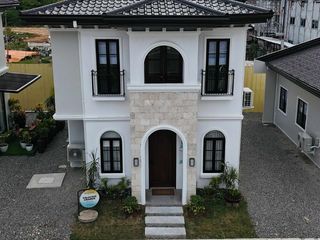 PALACIOS GRANDE MODEL 4 BEDROOMS PRE SELLING UNIT FULLY FINISHED IN DAUIS PANGLAO ISLAND OF BOHOL