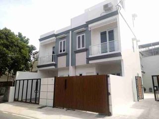 DI JUAL RUMAH 2 LANTAI DEKAT STASIUN MANGGA BESAR JAKARTA PUSAT
