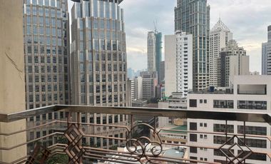 RFO Furnished 1BR with Balcony FOR SALE at BSA Suites Palanca St. Legazpi Village Makati