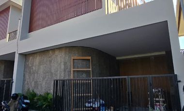 FREEHOLD 2 BEDROOMS VILLA 500 METER DARI PANTAI SABA GIANYAR BALI