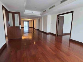 Live in Luxury 3 bed Condo