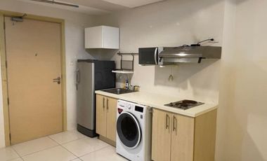 Condominium in 2 Torre Lorenzo Malate