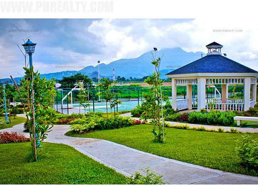 Le Moubre, San Antonio, Santo Tomas, Batangas