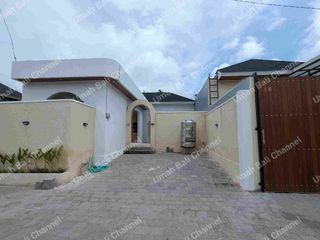 JUAL HOLIDAY HOME VILLA BARU SIAP HUNI , KONSEP ONEGATE DI JL UTAMA UNGASAN- BADUNG