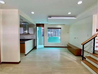 House For Rent Mahogany Place Acacia Estates Taguig 4 Bedroom Townhouse