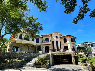 5BR Luxury Home – Ayala Greenfield Estates