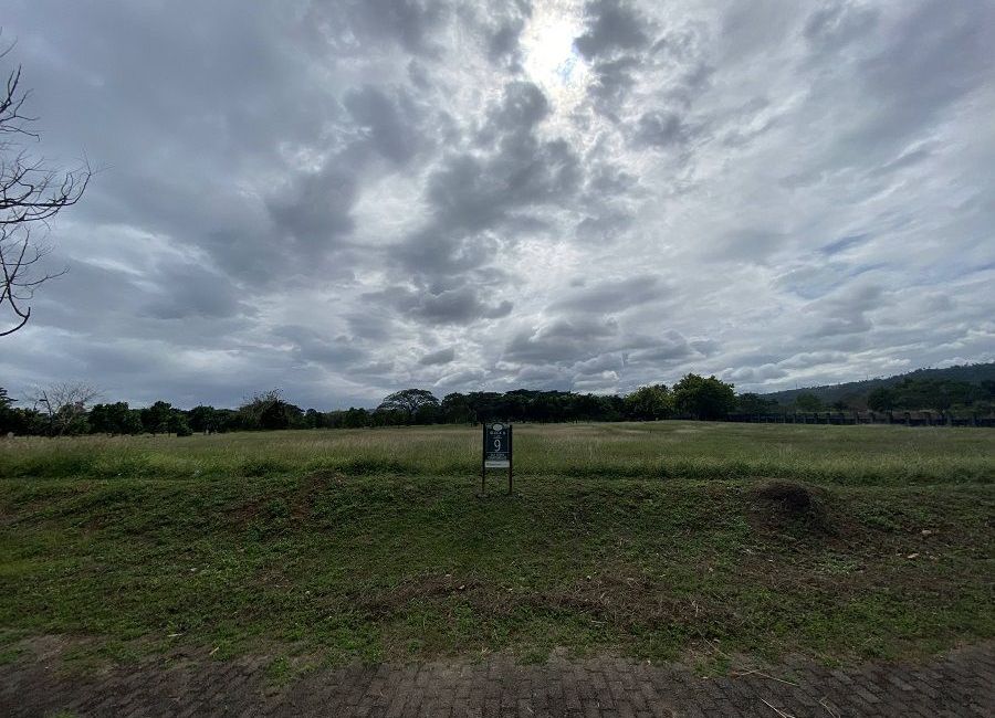 Luscara, Canlubang, Calamba, Laguna image 3