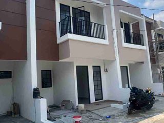 Di jual rumah baru minimalis permanen 2 lantai full di karang tengah ciledug tangerang kota