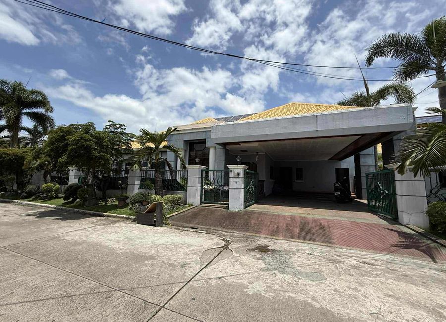2 Fully furnished Bungalows with Pool near Clark, Friendship and Korea ...