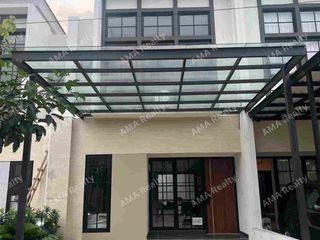 Rumah dekat stasiun Depok lama