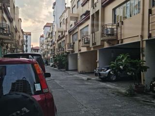 Clean Title 5BR with Parking FOR SALE at Makati Prime City Condo Homes