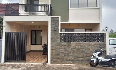 Rumah murah Saptorenggo Pakis Graha Permata Bandara 2 lantai siap Huni
